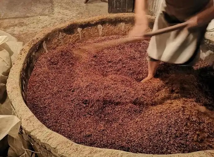 高梁酿酒原粮散装